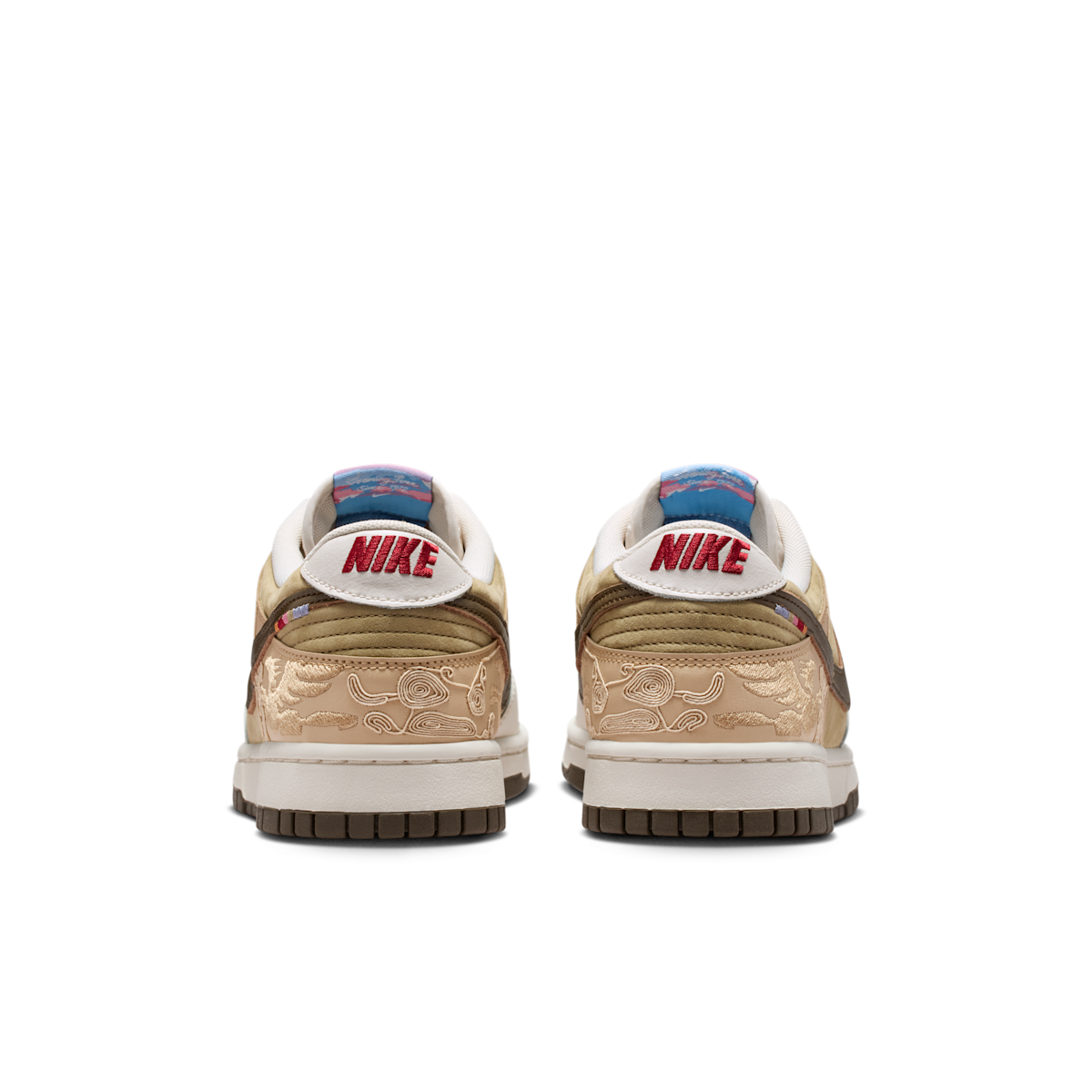 Men's Dunk Low SE "LNY" Shoes