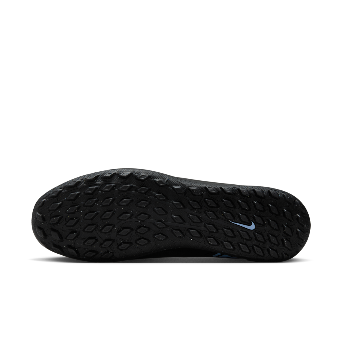 Men's Mercurial Vapor 16 Club Turf Low-Top Soccer Shoes