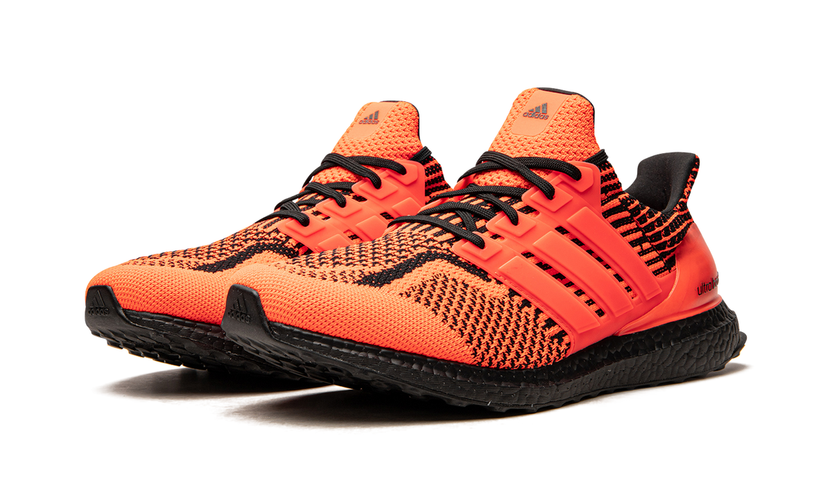 UltraBoost 5.0 DNA "Solar Red / Core Black" G54961