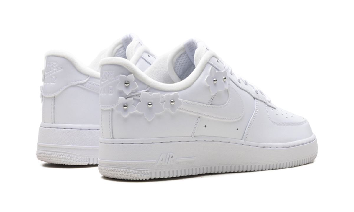 Air Force 1 Low '07 WMNS "Florette White Wolf Grey" IR8637 100