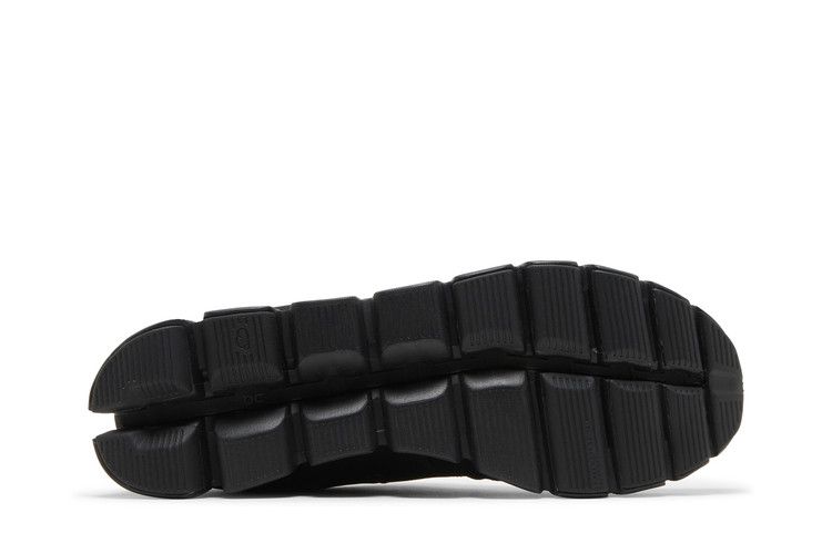 ON Cloud 5 'All Black' — All Black (19 0002)