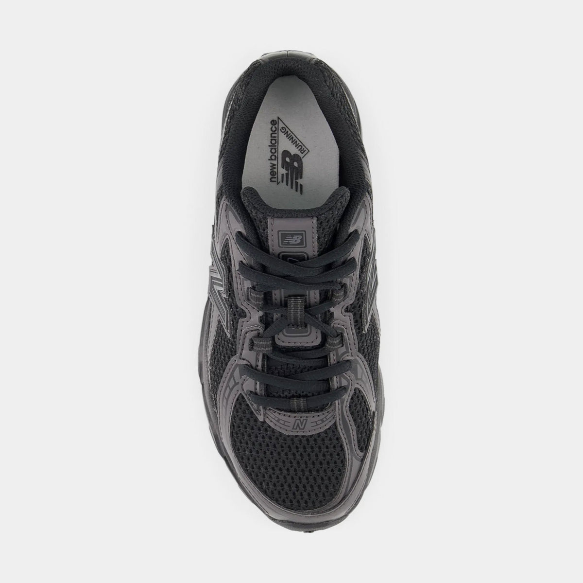 740 Grade School Running Shoes (Black)