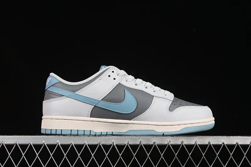 Nike SB Dunk Low "Photon Dust / Denim Turquoise"