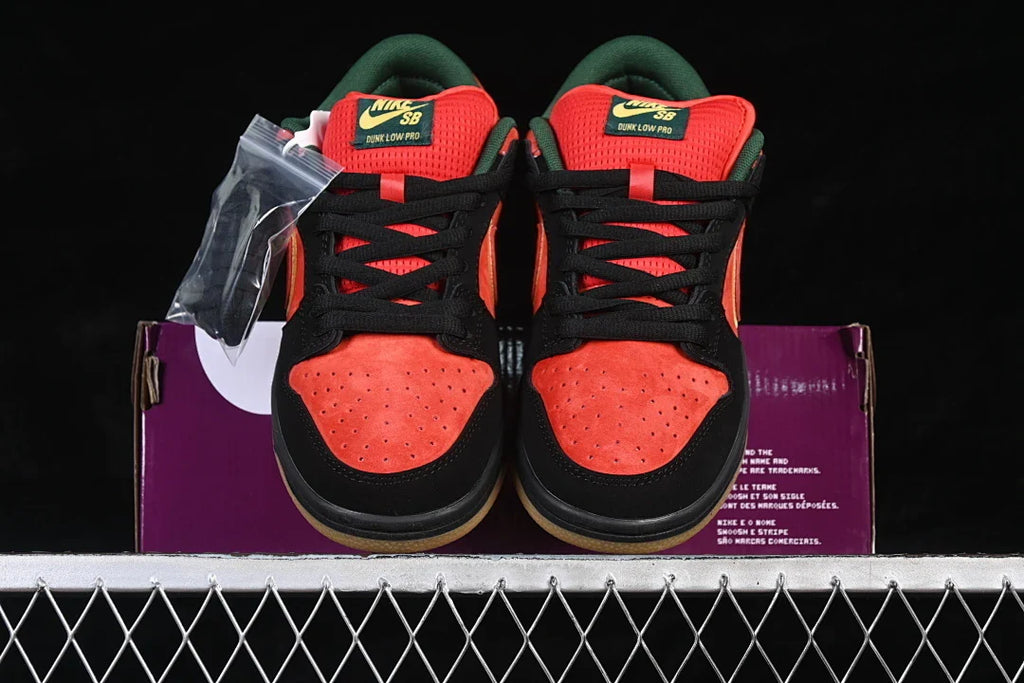 Nike SB Dunk Low "Seattle Supersonics"