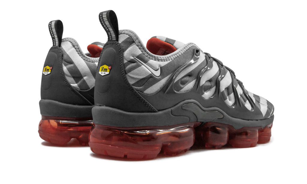 Air VaporMax Plus "Grey / Red" 924453 020
