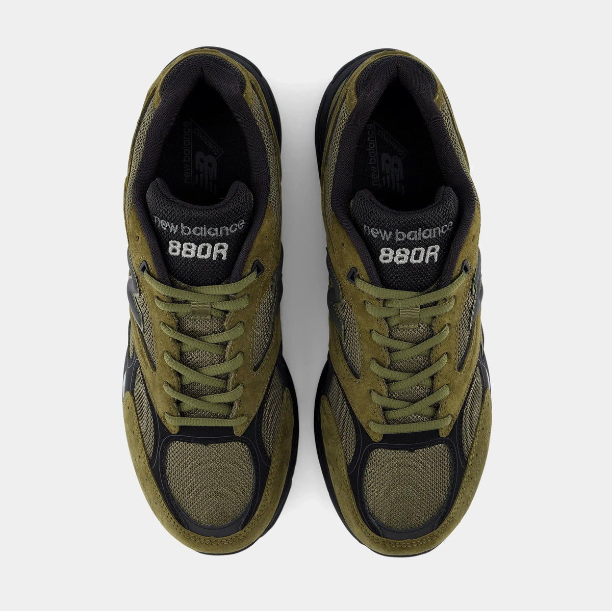 880R Mens Running Shoes (Wakame Black/Khaki Green)
