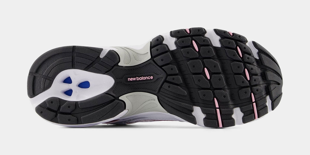 530 Grade School Running Shoes (White/Pink Sugar)
