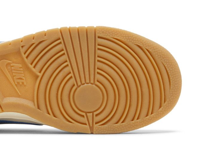 Nike Dunk Low SE Sail Dark Marina Blue