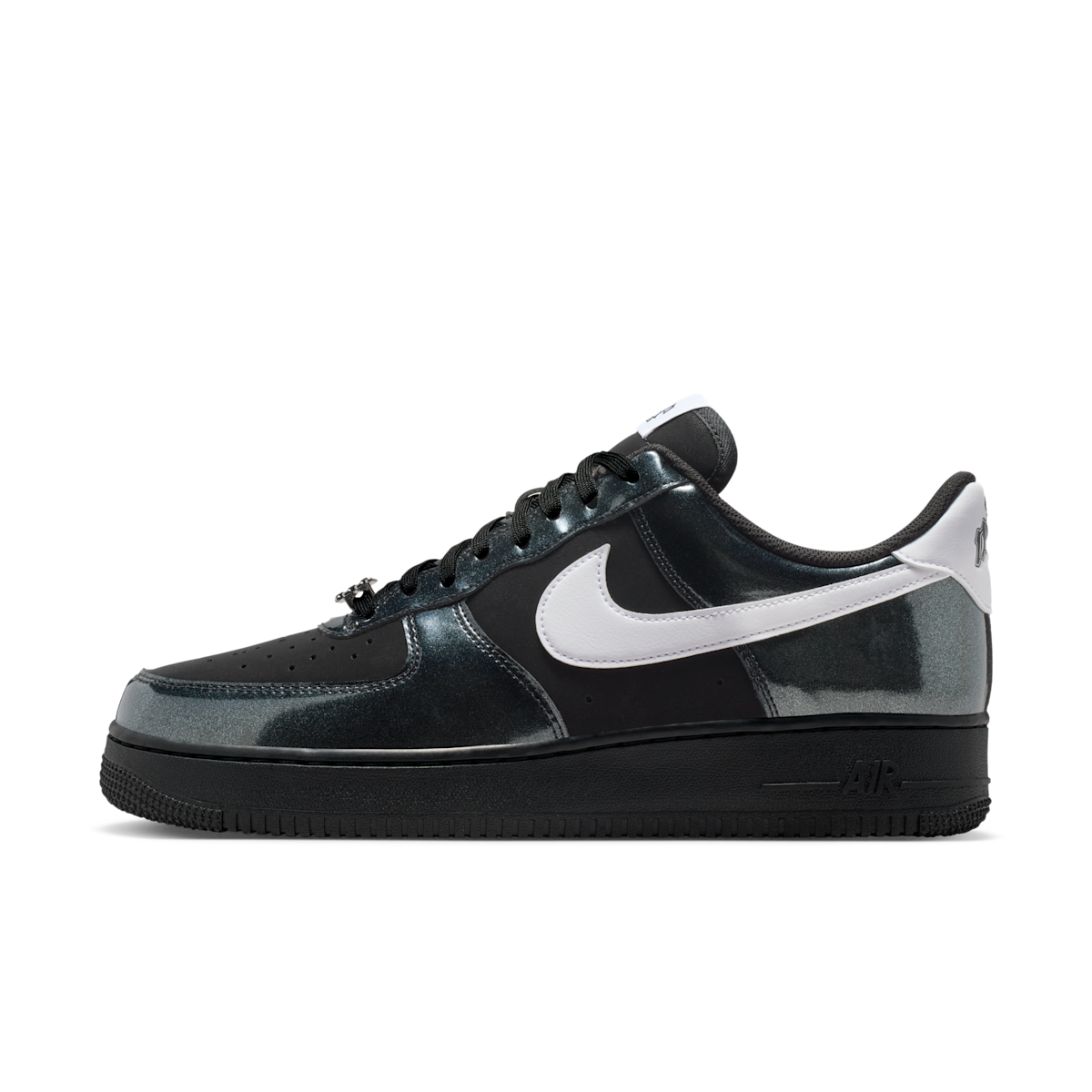 Men's Air Force 1 '07 LV8 Shoes