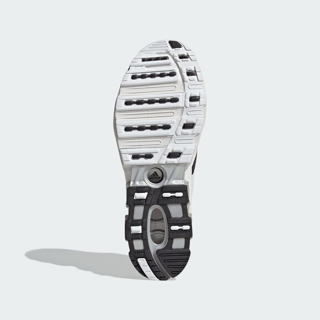 JP7121 adidas Predator Megaride Footwear White (Men's)