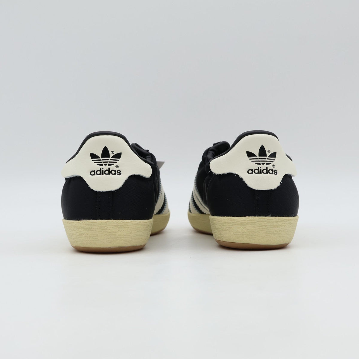 KK3997 adidas JABBAR RUCHE (Women's)