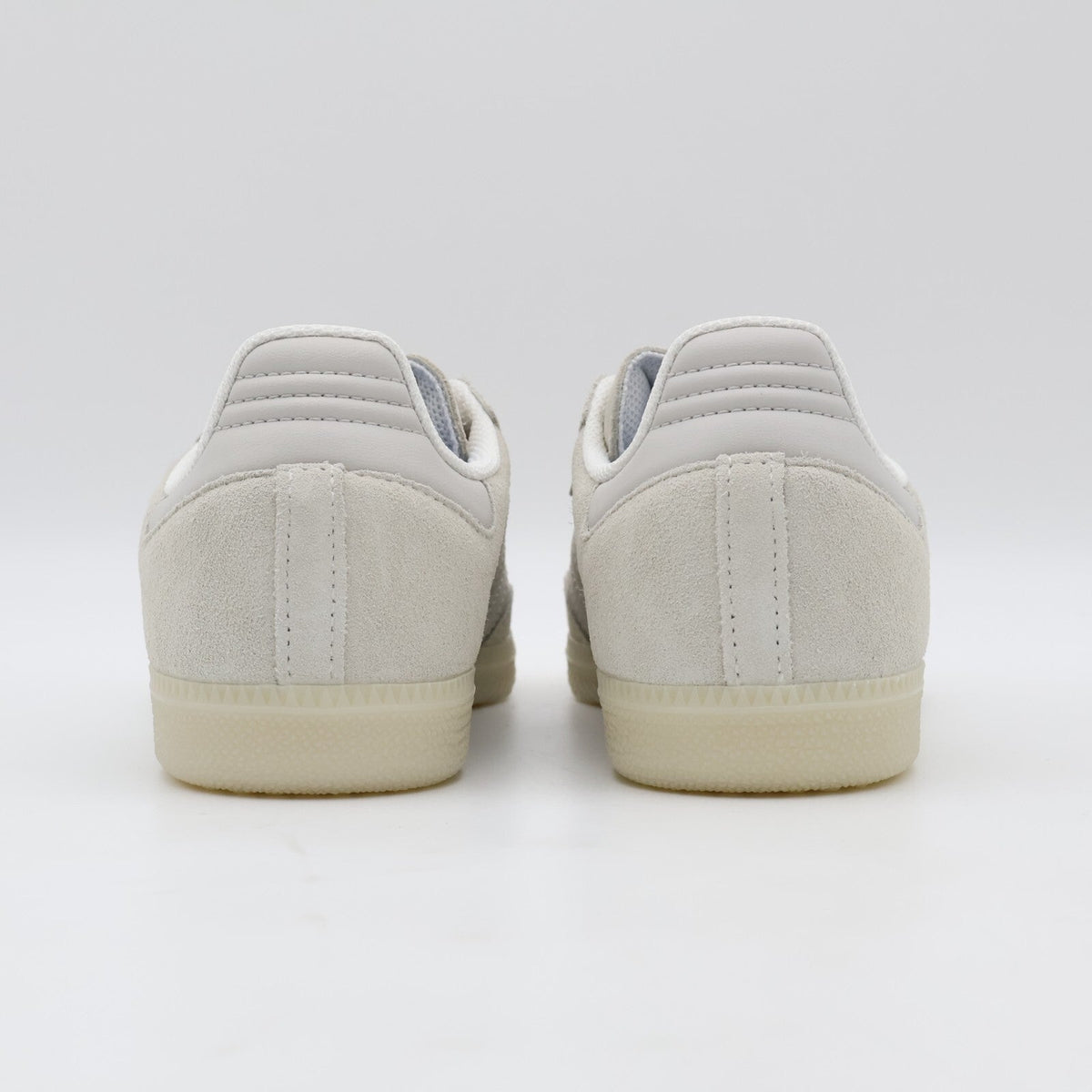 JP5860 adidas Originals Samba Chalk White Grey One Carbon (Men's)
