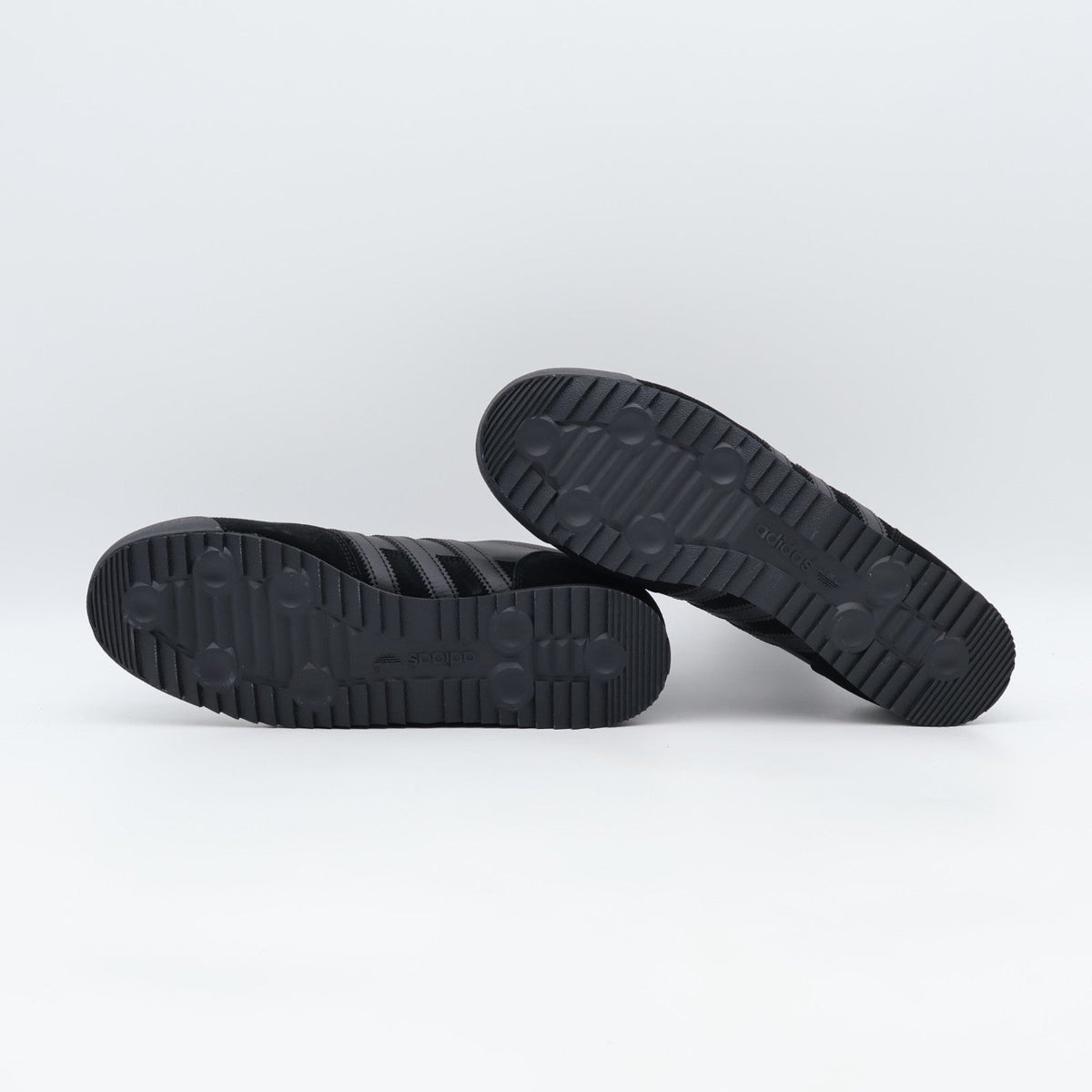 LB2460 adidas R71 "Triple Black" (Men's)