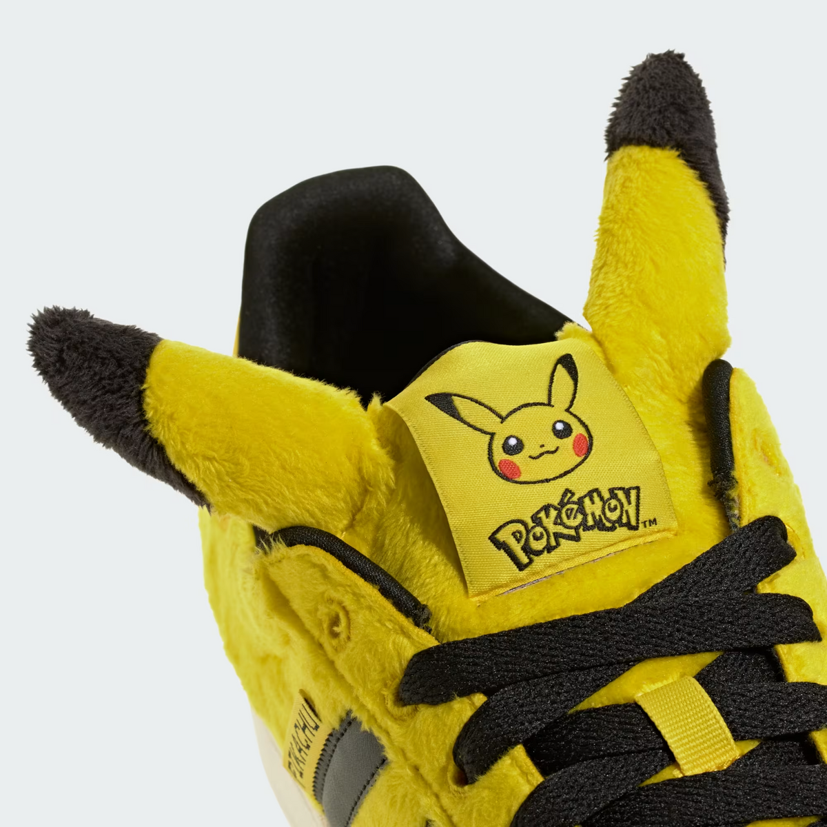 KI2858 Pokemon x adidas Superstar "Pikachu" (Men's)