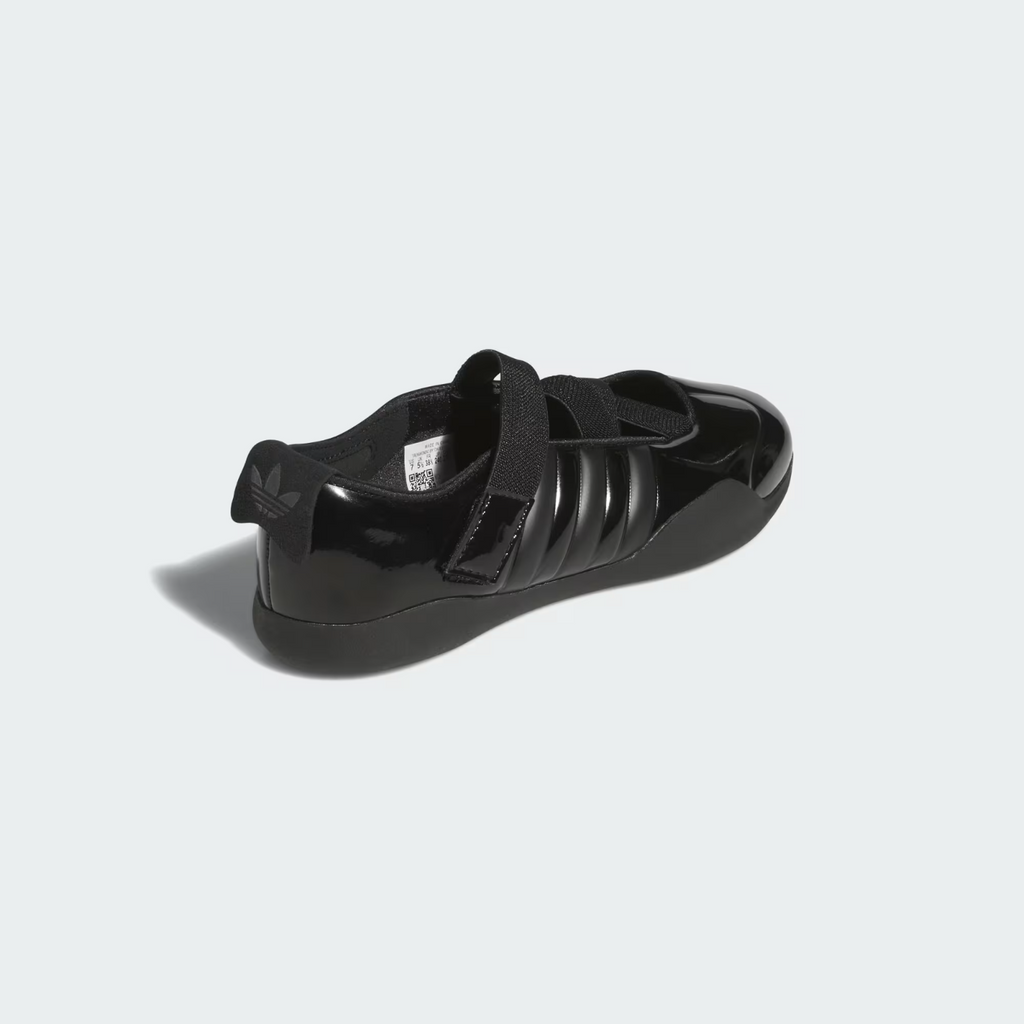 KK1395 Caroline Hu Edison Chen adidas Originals Taekwondo Core (Women's)