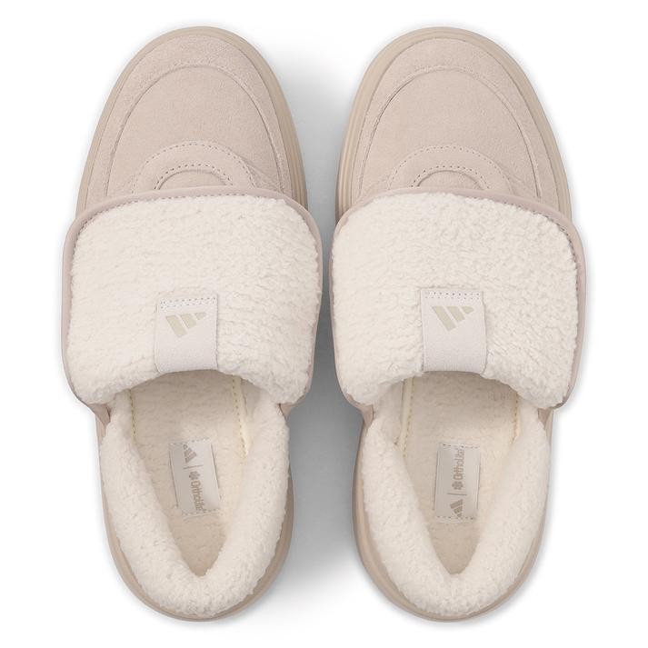 JS4997 adidas GRAND COURT MULE (Women's)