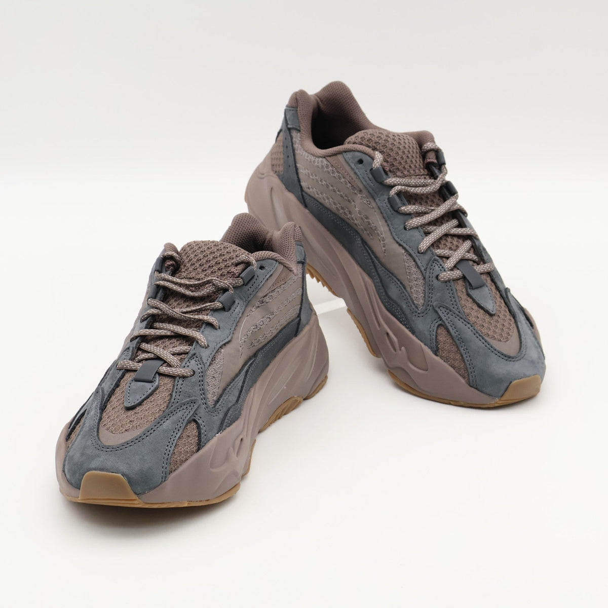GZ0724 Adidas Yeezy Boost 700 V2 Mauve Brown Charcoal Grey Gum Beige Suede Mesh