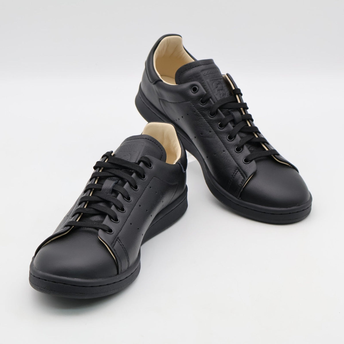 IH2450 adidas Originals Stan Smith Lux Core Black Sand Strata (Men's)