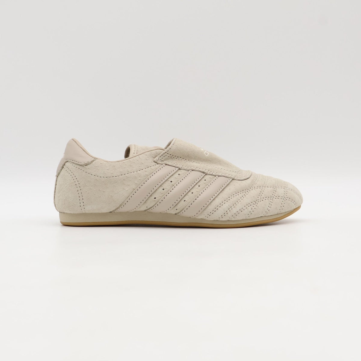 JQ4278 adidas Originals Women's Taekwondo Beige (BILLYâS Excluisive) (Women's)