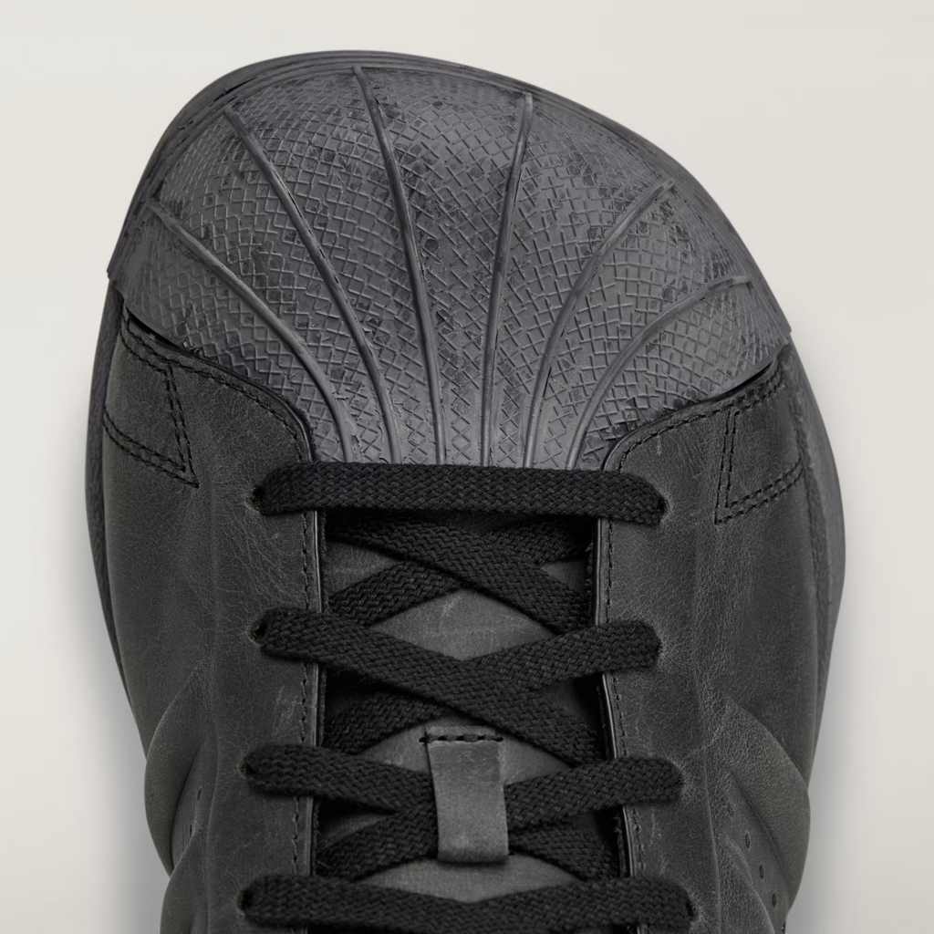 JR9458 Avavav adidas Superstar Supplier Colour Carbon Grey Five (Women's)