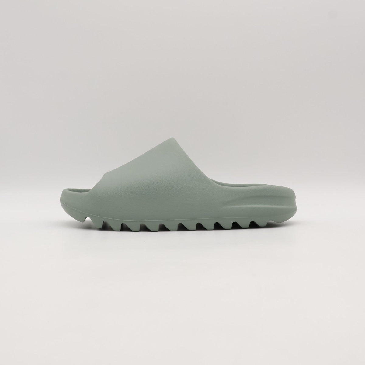 ID5480 adidas YEEZY Slide Salt (Men's)