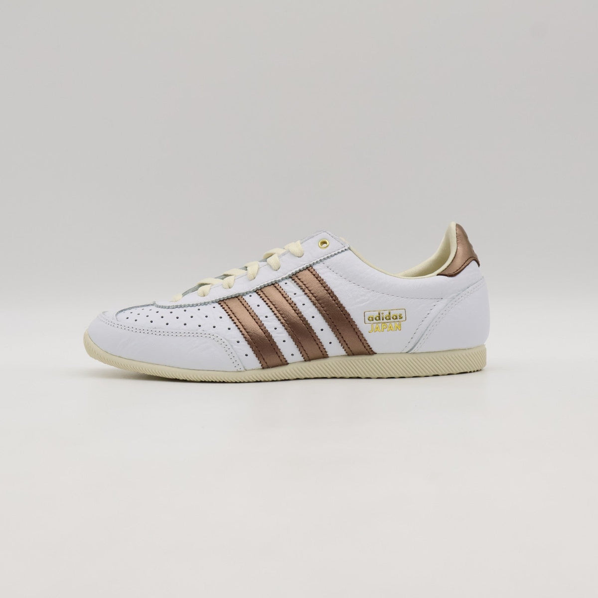 JQ9025 adidas Originals  Japan Cloud White Preloved Brown (Women's)