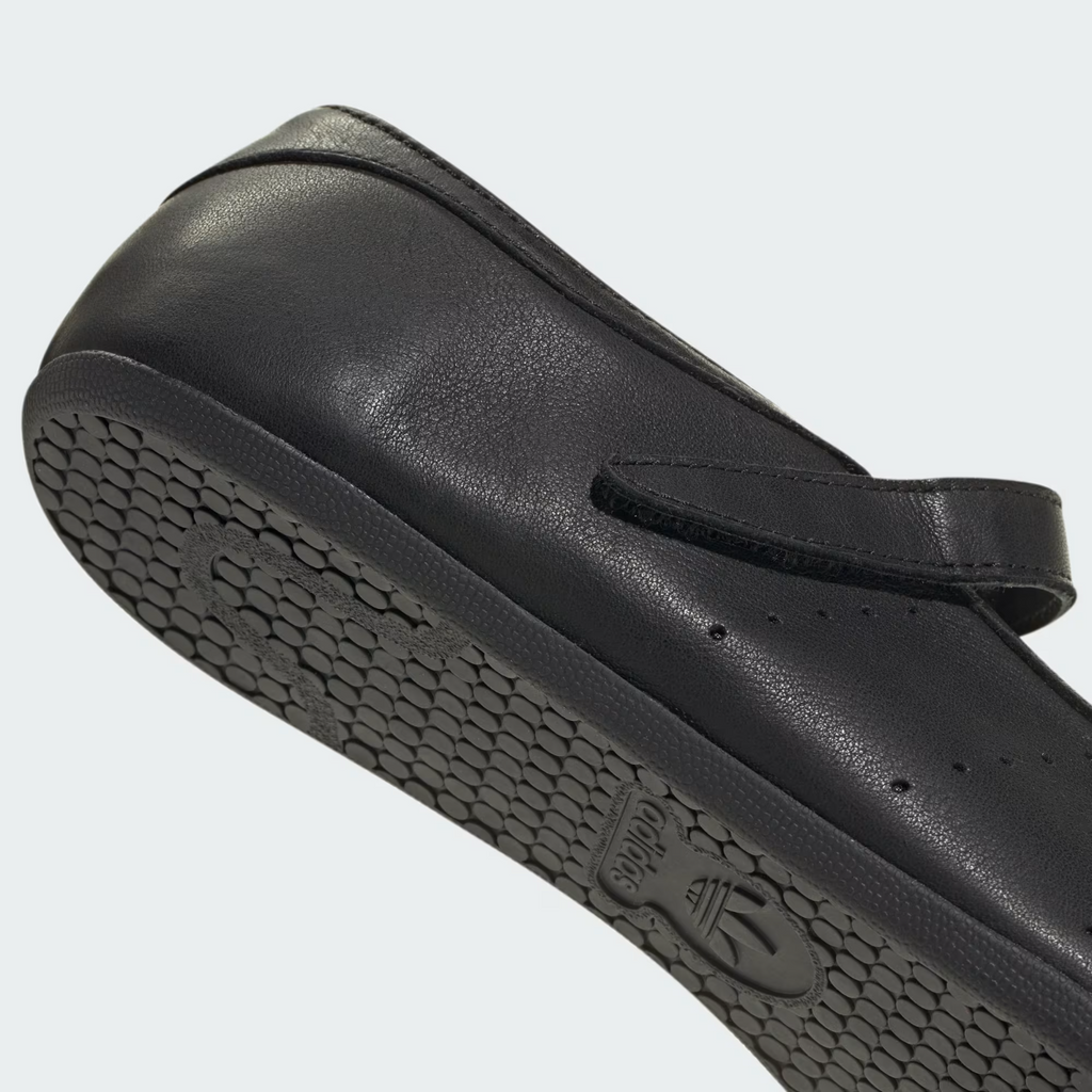 JQ6939 adidas Originals Stan Smith Lo Pro Triple Black (Women's)