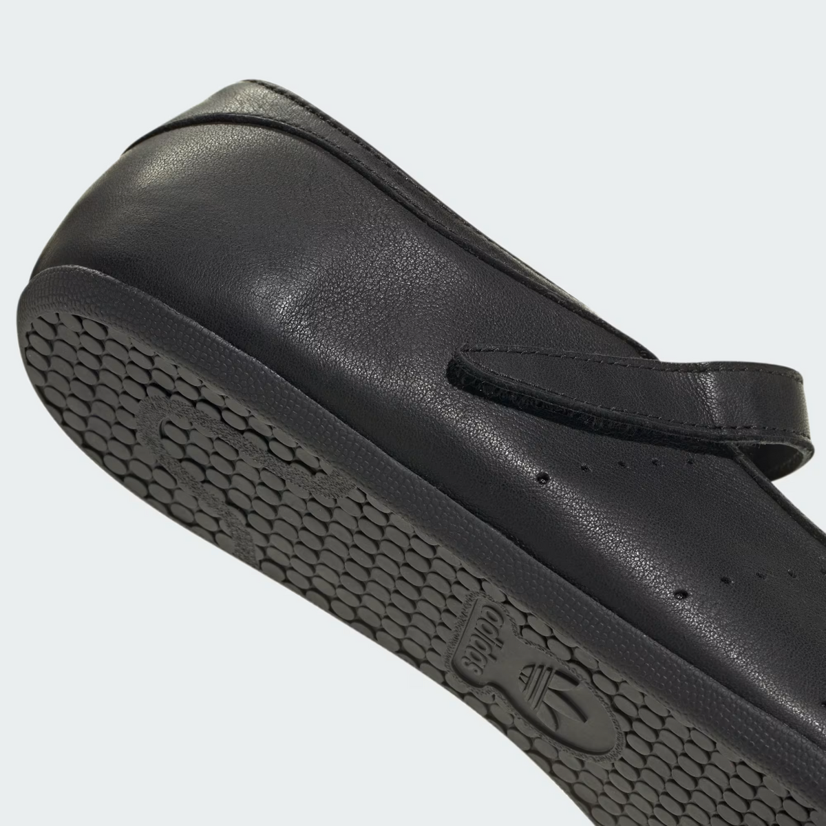 JQ6939 adidas Originals Stan Smith Lo Pro Triple Black (Women's)