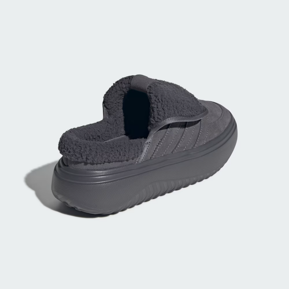 JS4999 adidas GRAND COURT MULE (Women's)