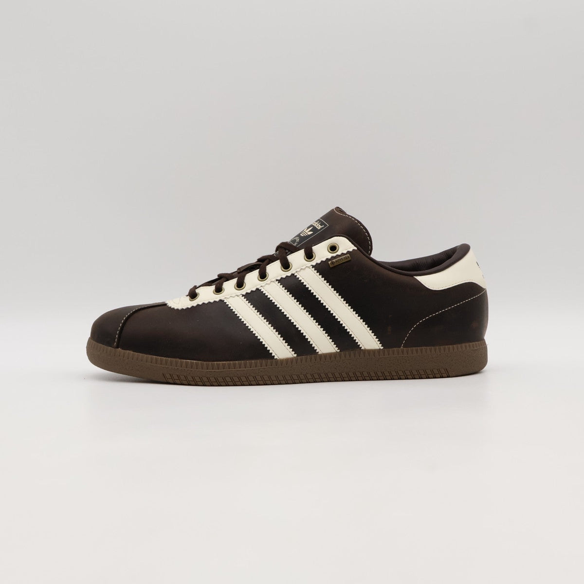 IF3800 adidas Originals Bern GORE-TEX Dark Brown Cream White Wonder (Men's)