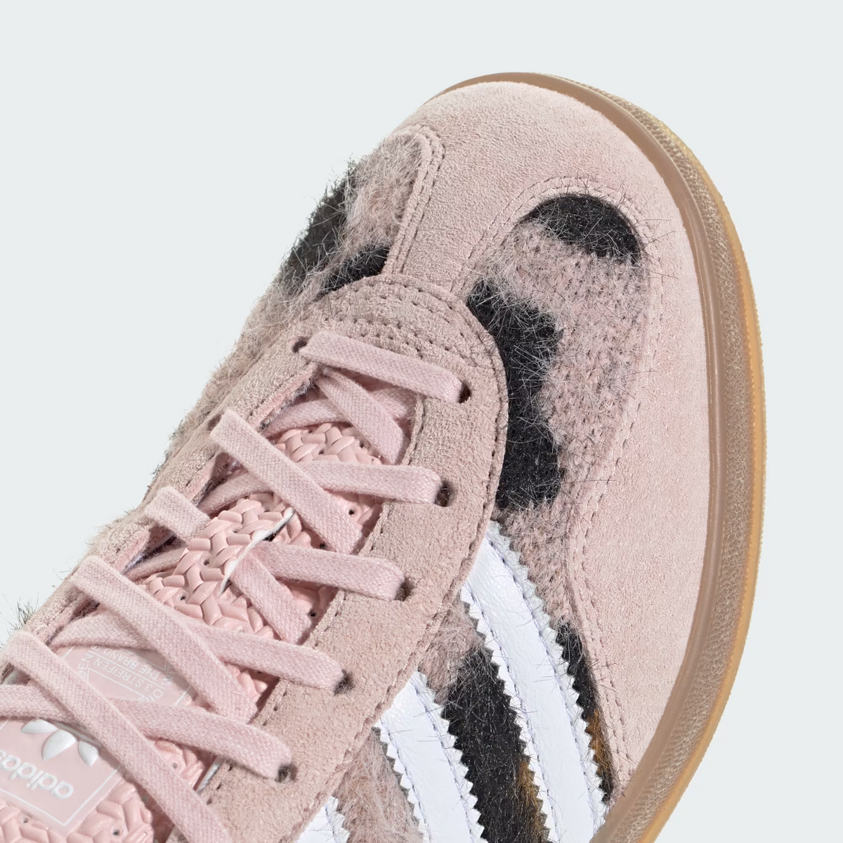 JS4600 atmos pink adidas Originals Gazelle Indoor Trinity Leopard Pink (Women's)