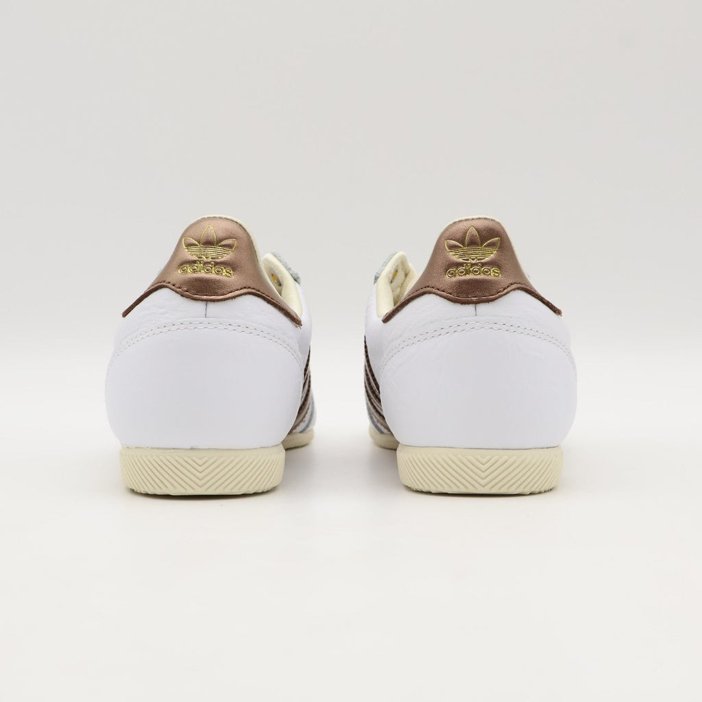 JQ9025 adidas Originals  Japan Cloud White Preloved Brown (Women's)