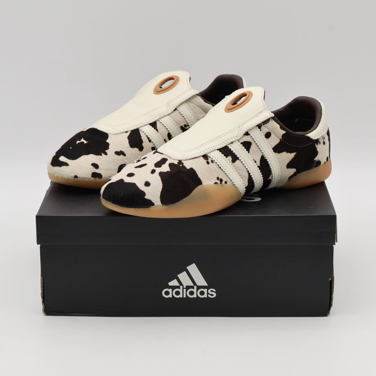 JS0297 adidas Originals Taekwondo MEI Off White Supplier Color Gum (Women's)