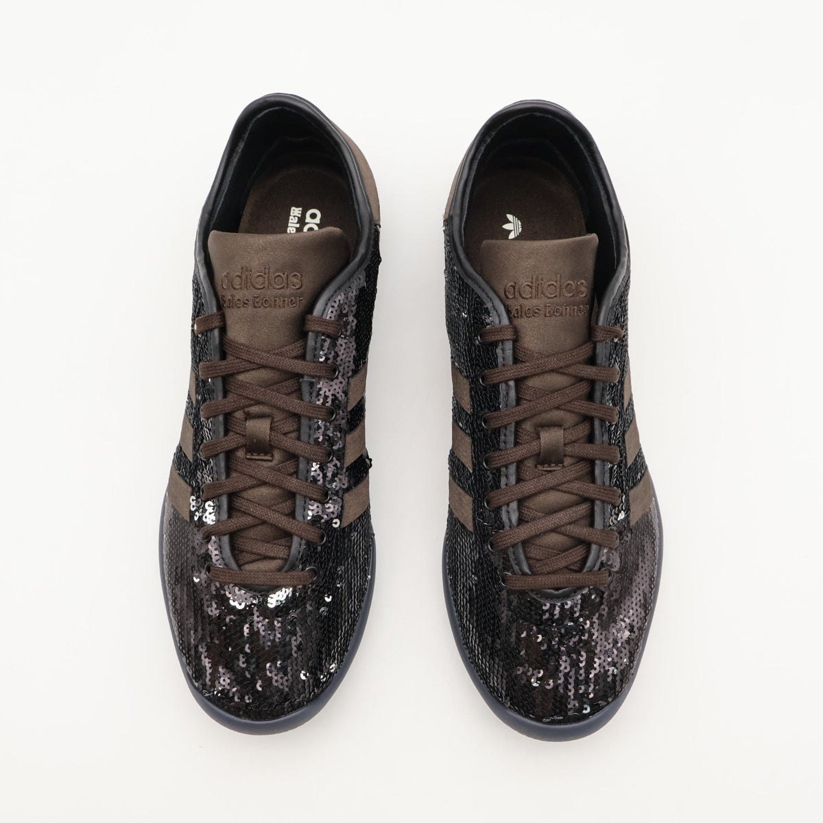 JR0259 Wales Bonner Ã adidas Originals Karintha Lo Core Black (Men's)