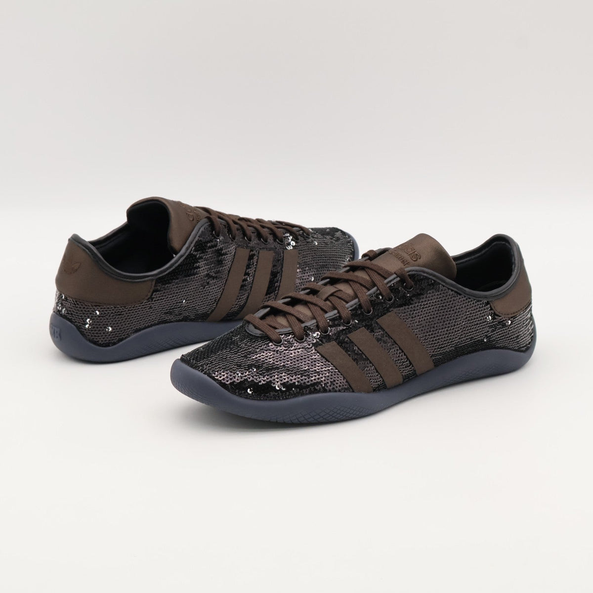 JR0259 Wales Bonner Ã adidas Originals Karintha Lo Core Black (Men's)
