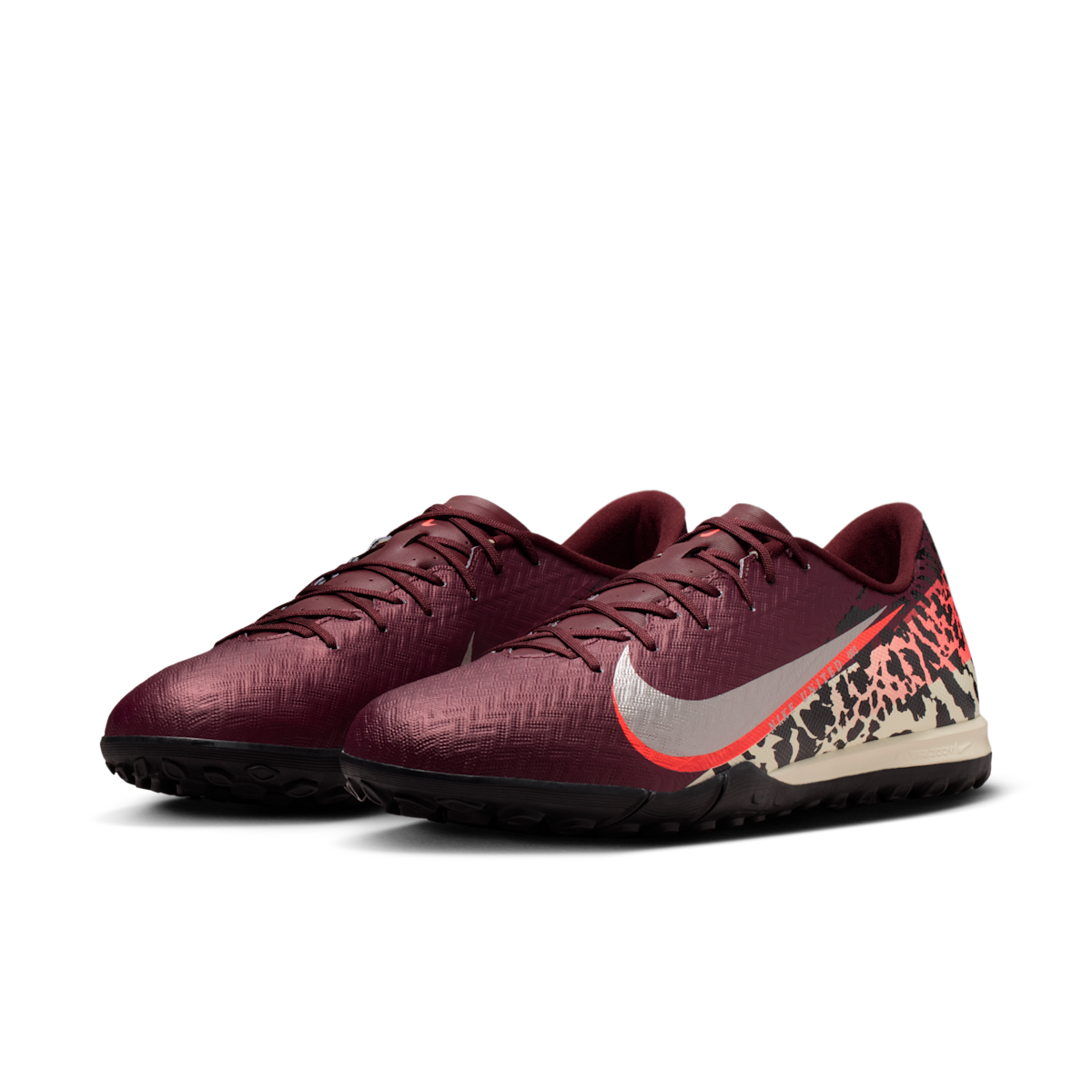 Men's United Mercurial Vapor 16 Academy Turf Low-Top Soccer Shoes