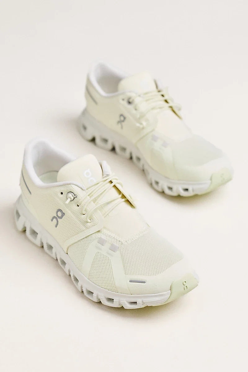 Cloud 6 Sneakers