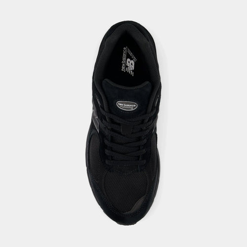 2002R Mens Running Shoes (Black/Black/Silver)