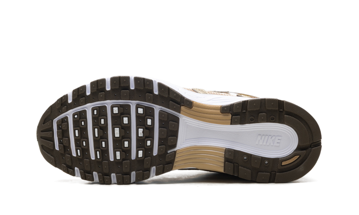 P-6000 WMNS "Sail Linen Dark Hazel" IO3496 104