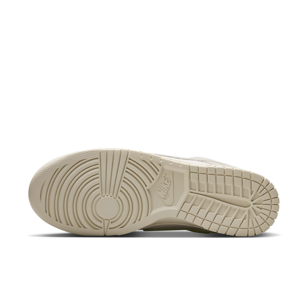 Men's Dunk Low Retro SE Shoes