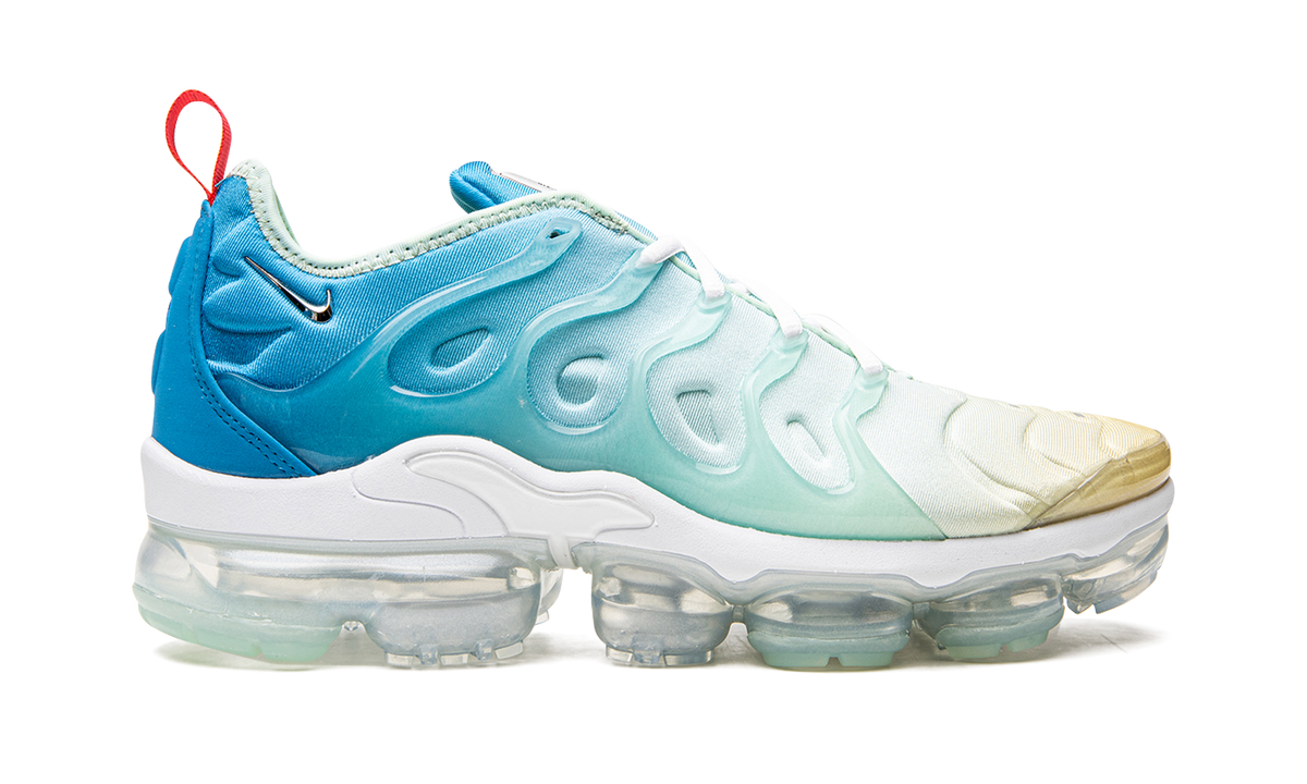 AIR VAPORMAX PLUS MNS WMNS "Since 1972" DQ7651 300