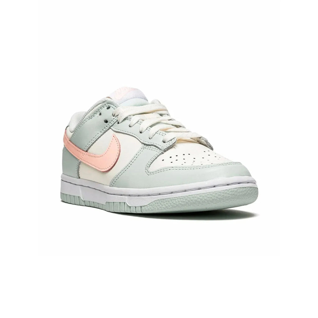 Dunk Low 'Barely Green' W