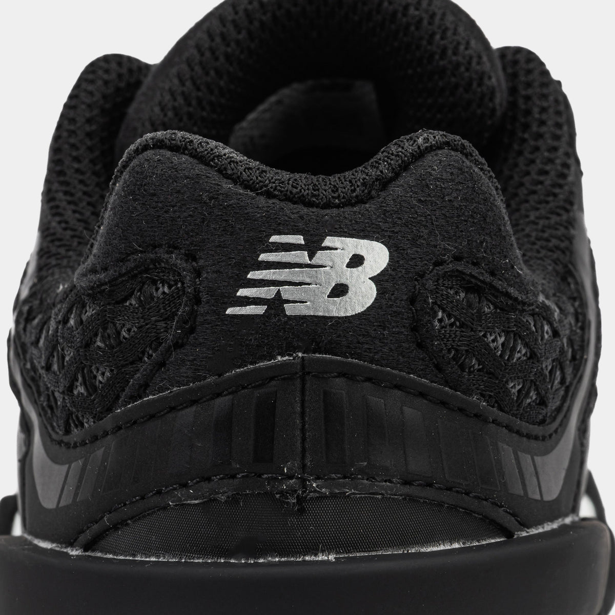 Shoe Palace Exclusive 9060  Preschool Lifestyle Shoes (Black/Silver)