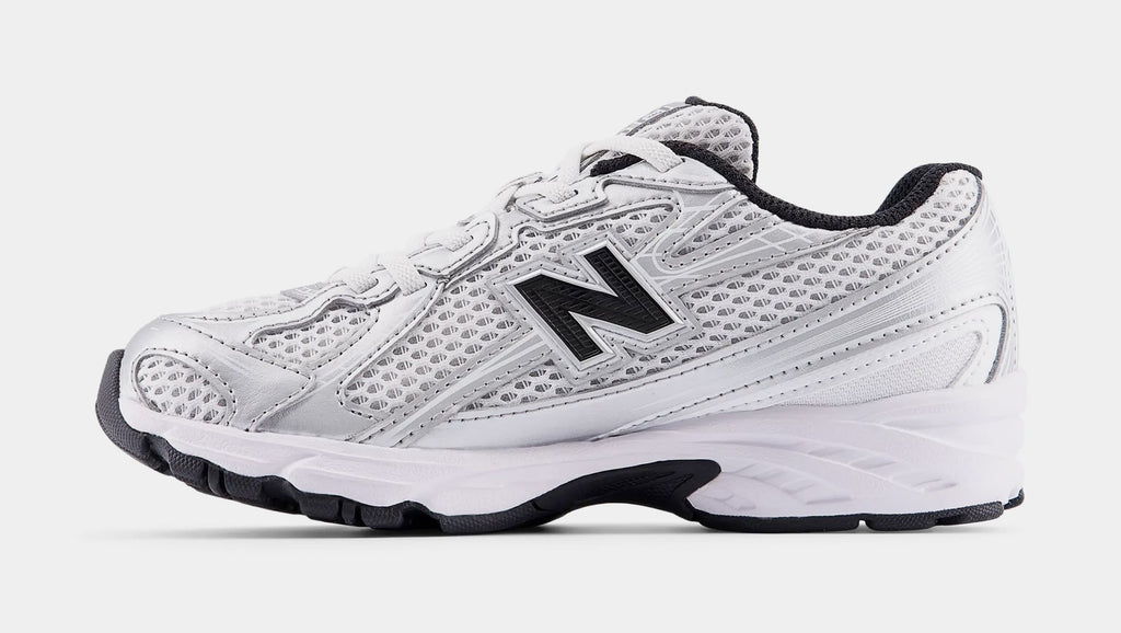 740 Bungee Lace Preschool Lifestyle Shoes (Silver Metallic/Black)