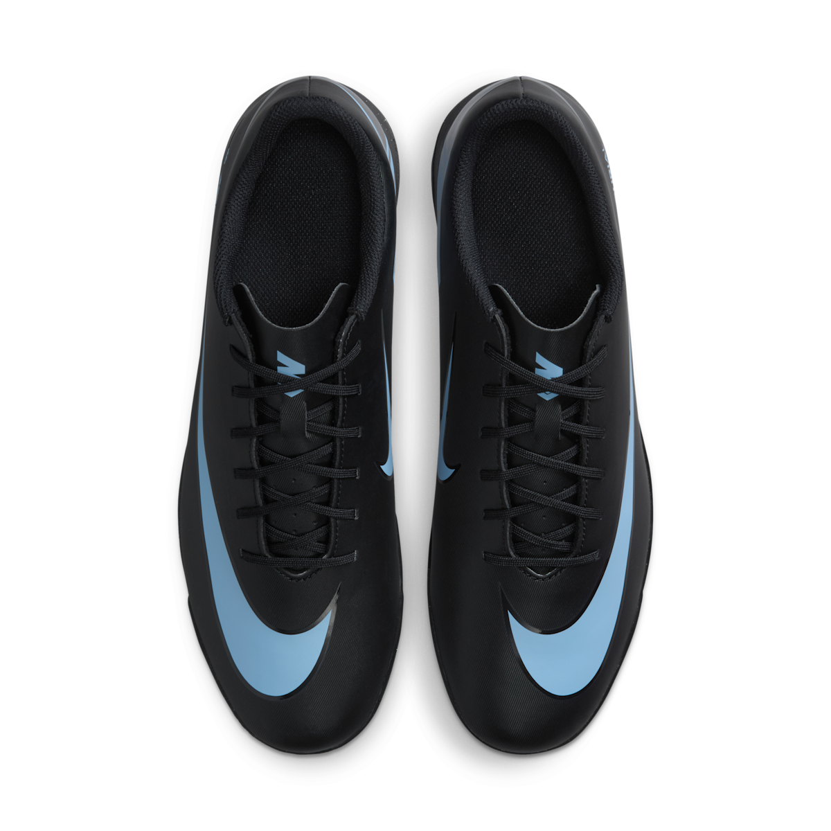 Men's Mercurial Vapor 16 Club Turf Low-Top Soccer Shoes