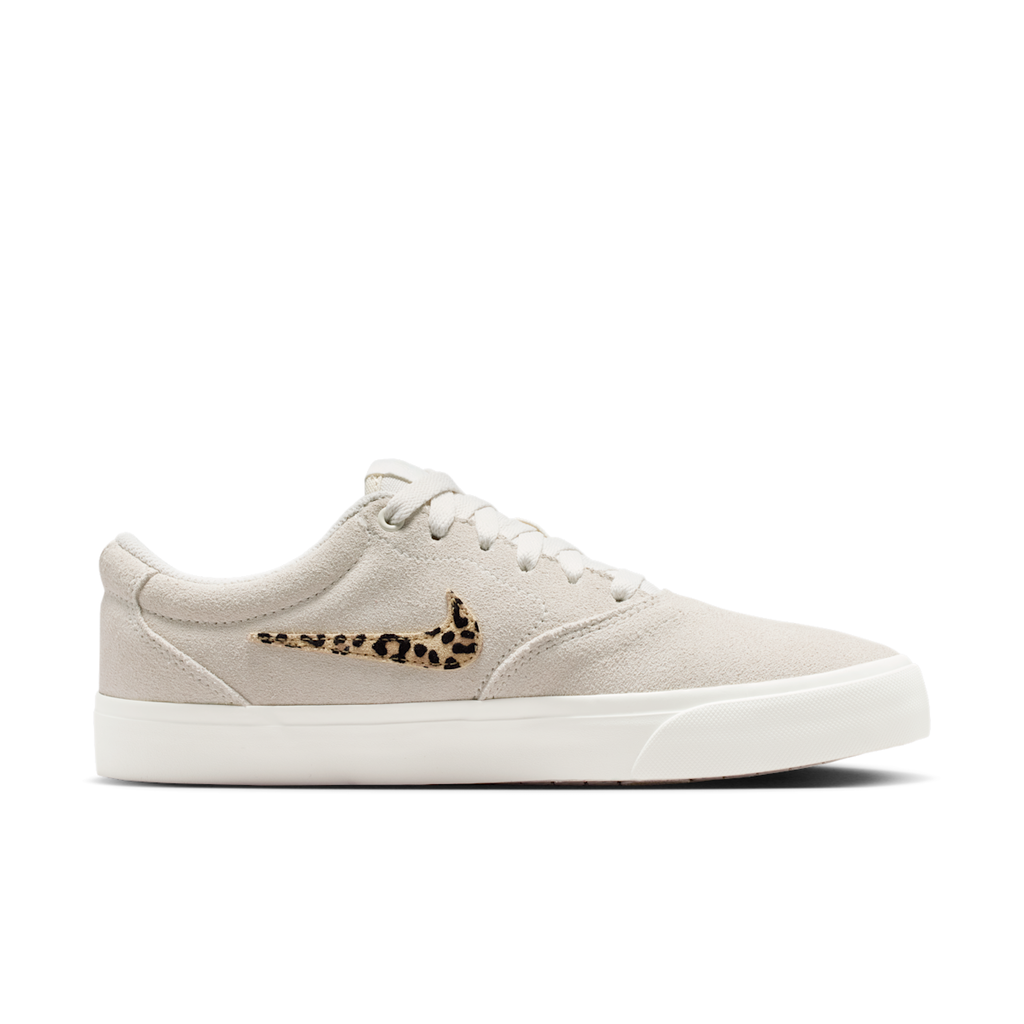 Women's Charge Suede SE Shoes