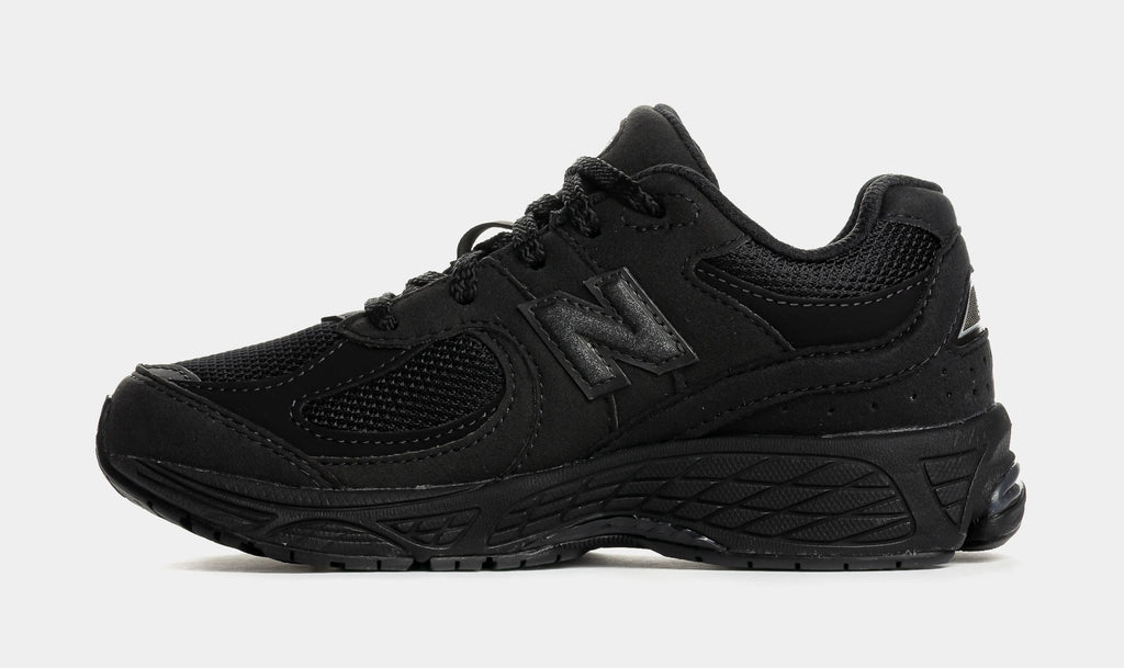 2002R Preschool Running Shoes (Black/Black Metallic)