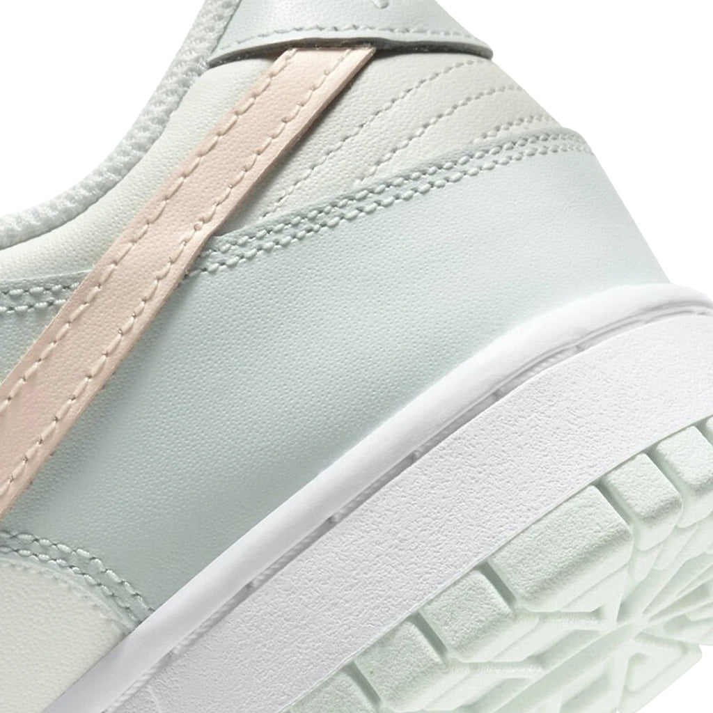 Dunk Low 'Barely Green' W