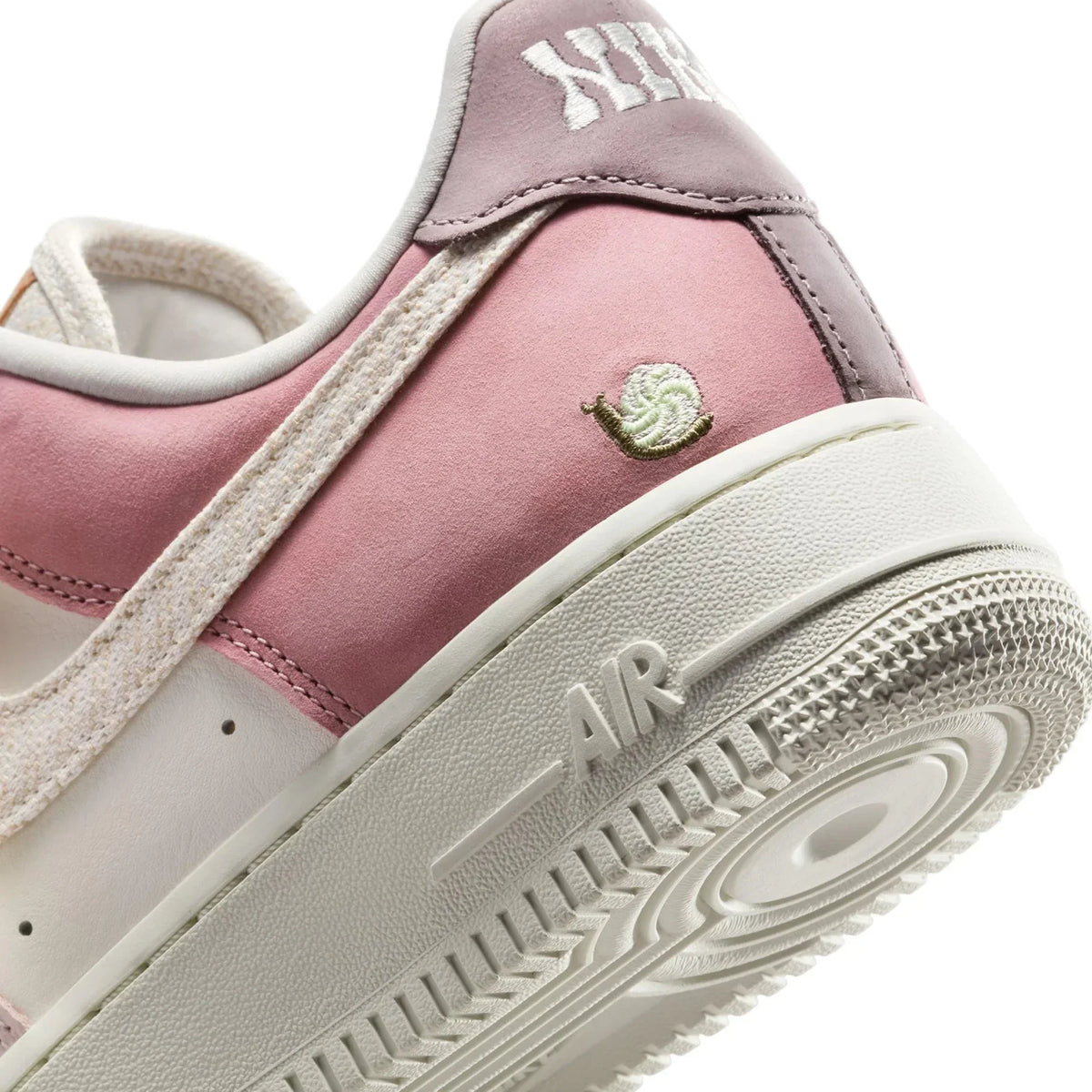 Nike Air Force 1 Low 'Mushroom' Women's (2025)
