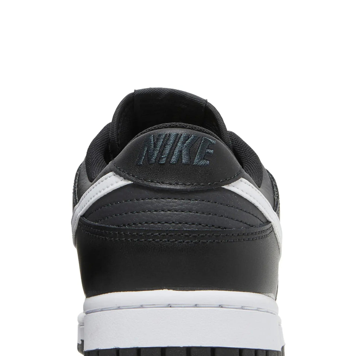 Nike Dunk Low 'Black Panda' (2022)
